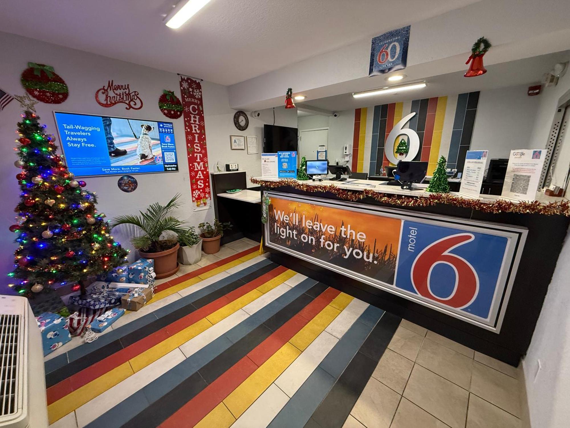 Motel 6-Fort Wayne, In ภายนอก รูปภาพ